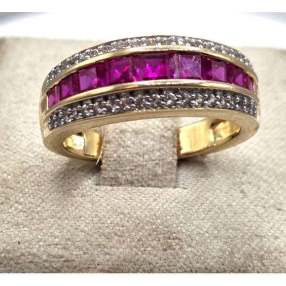 Gold Plated Ring With Pink Stones & Cubic Zirconia Accents Size 6 - Picture 1 of 5